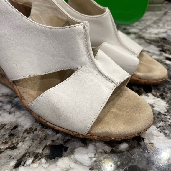 St. John’s Bay Cork Wedge Sandals woman’s size 9.5 - Picture 5 of 14